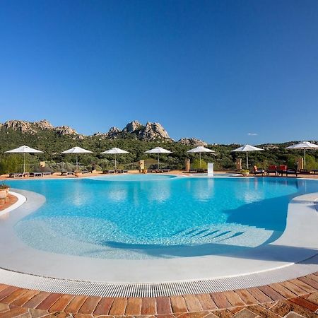 Felix Hotels - Country Resort Parco Degli Ulivi Arzachena Dış mekan fotoğraf